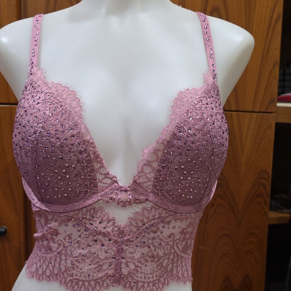 La Senza  Pink Lace Limited Edition Bra